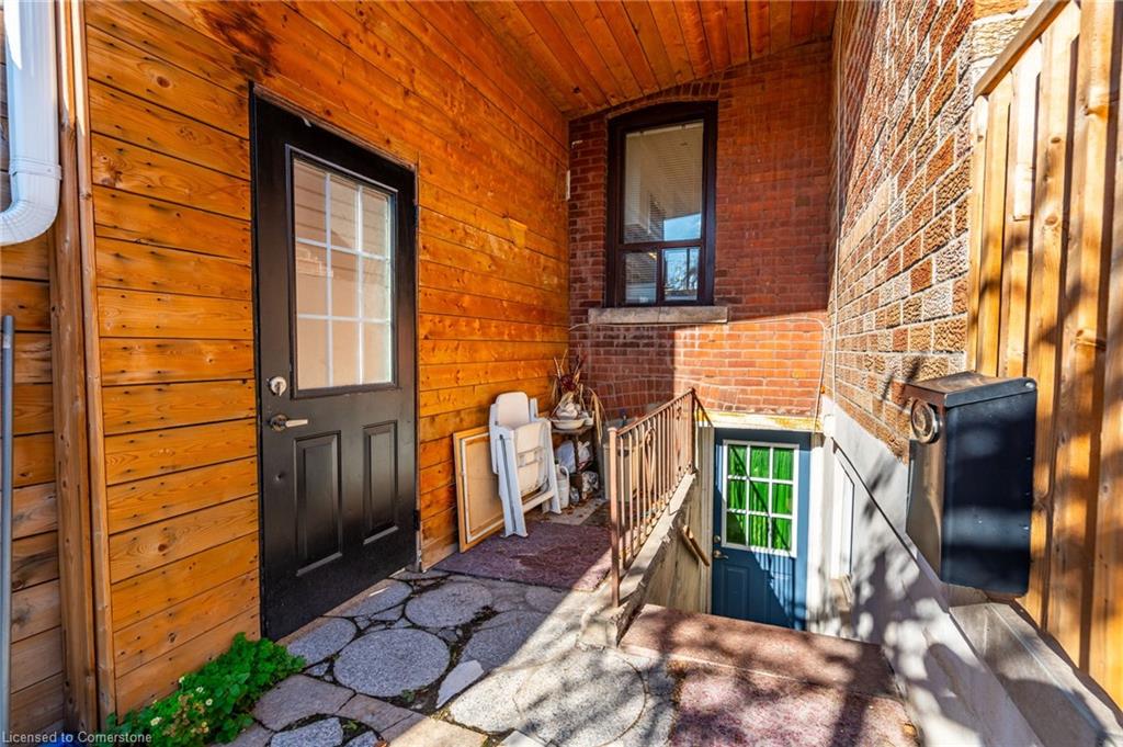 135 Hope Street Property Photo 33