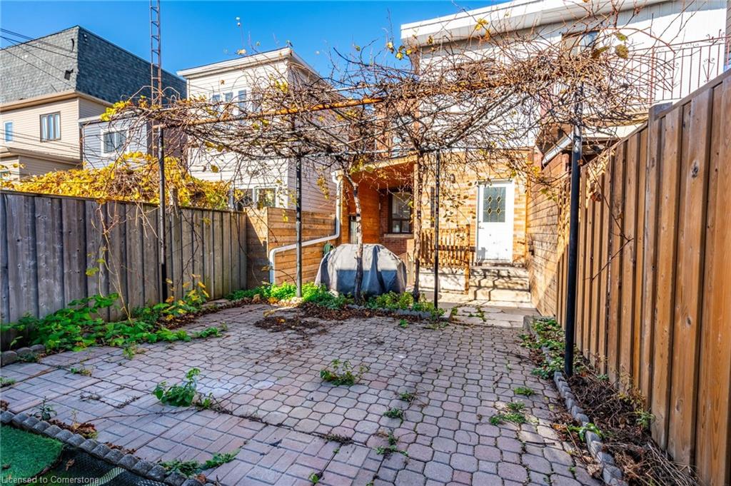 135 Hope Street Property Photo 35