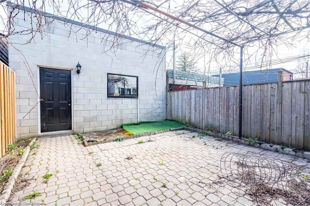 135 Hope Street Property Photo 38
