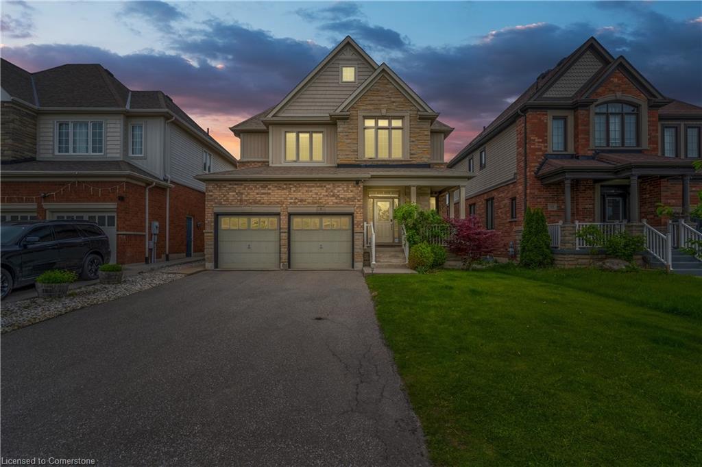 8 Miracle Way Property Photo 1