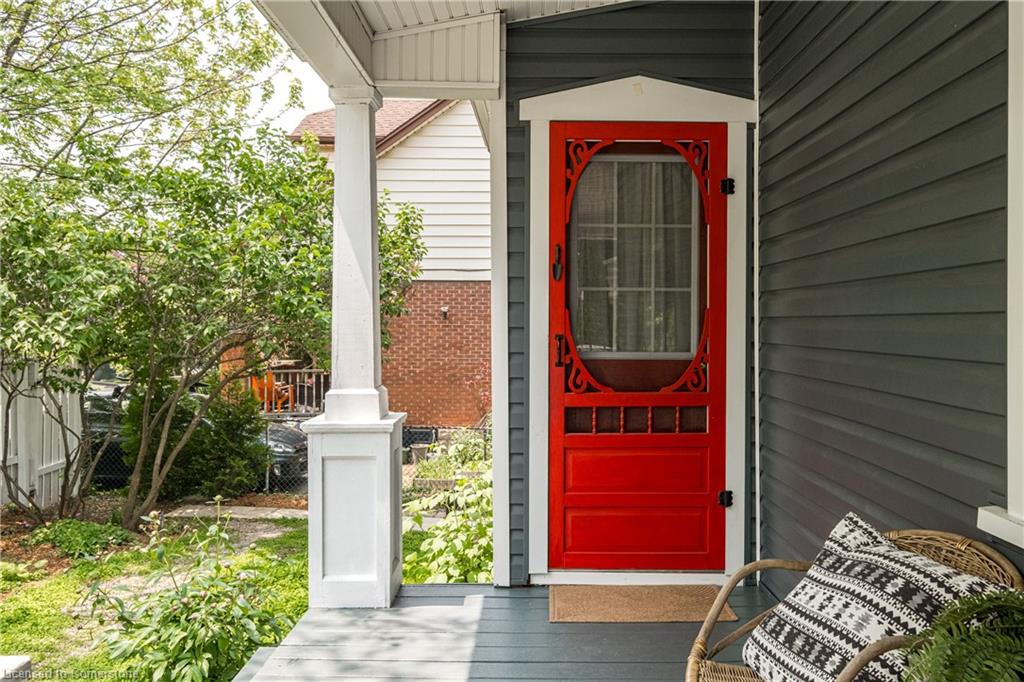 432 Dundurn Street S Property Photo 43