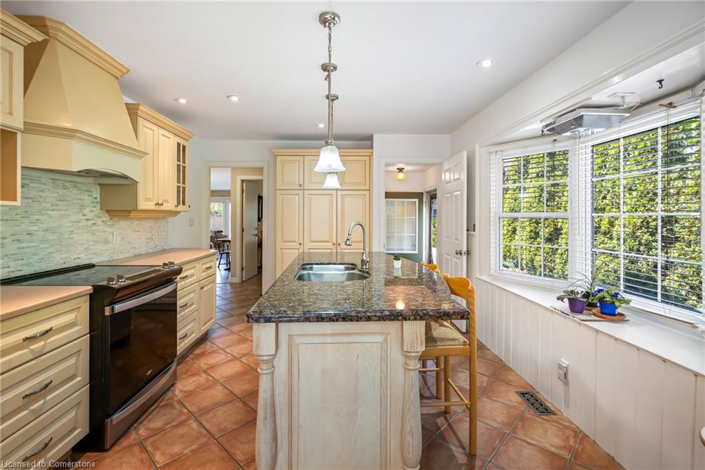 269 Regent Street Property Photo 14