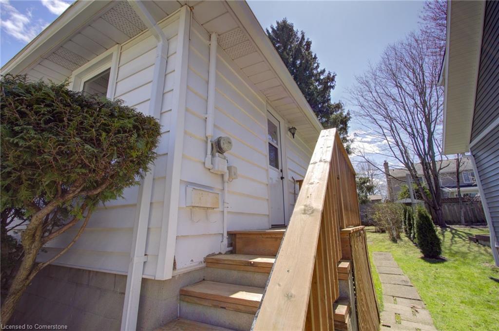 1060 Brook View Avenue Property Photo 4