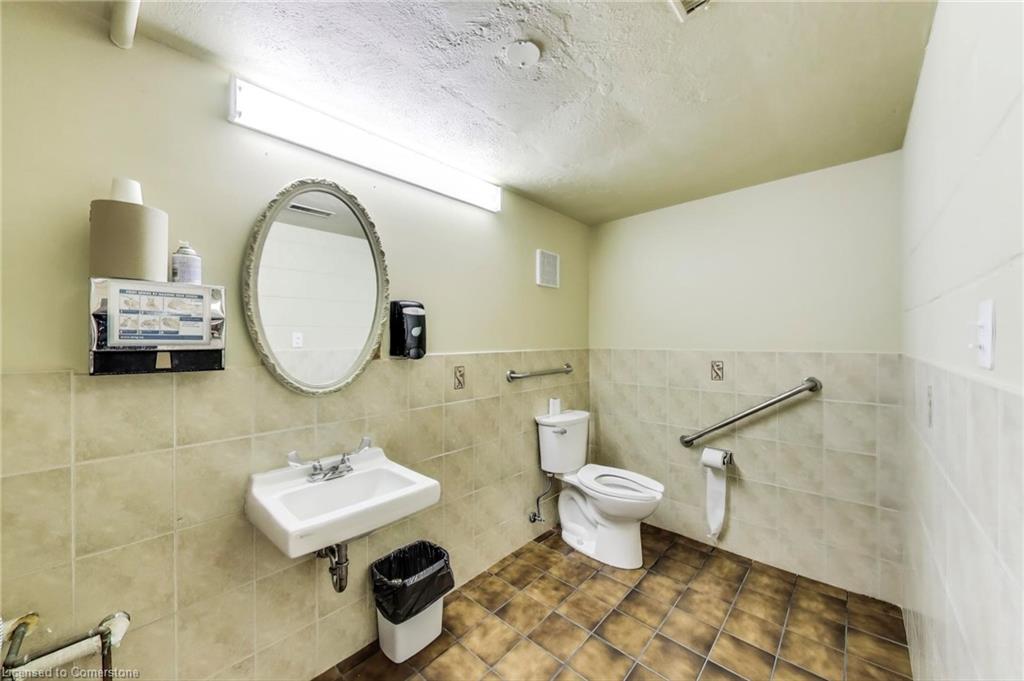 1540 Main Street E Property Photo 35