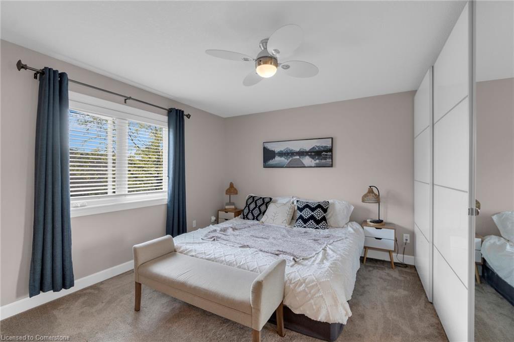 239 Park Avenue W Property Photo 26