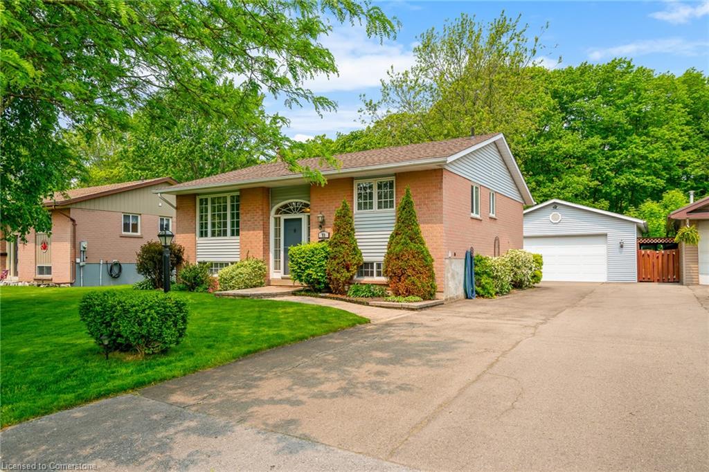 55 Leaside Drive Property Photo 1