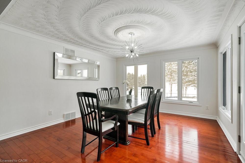 2658 Guyatt Road Property Photo 7