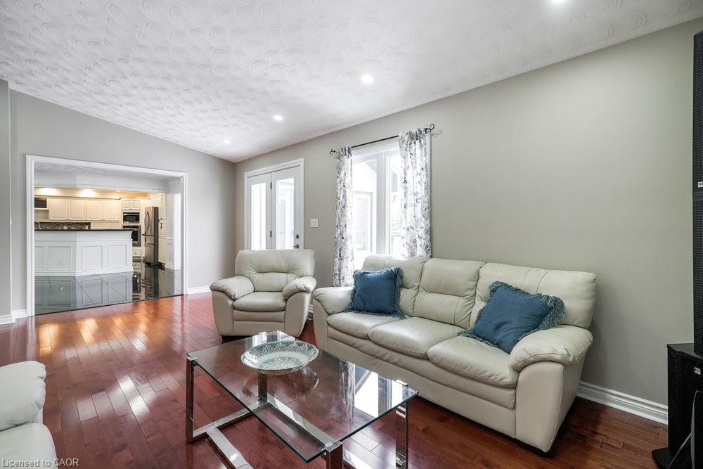 2658 Guyatt Road Property Photo 14