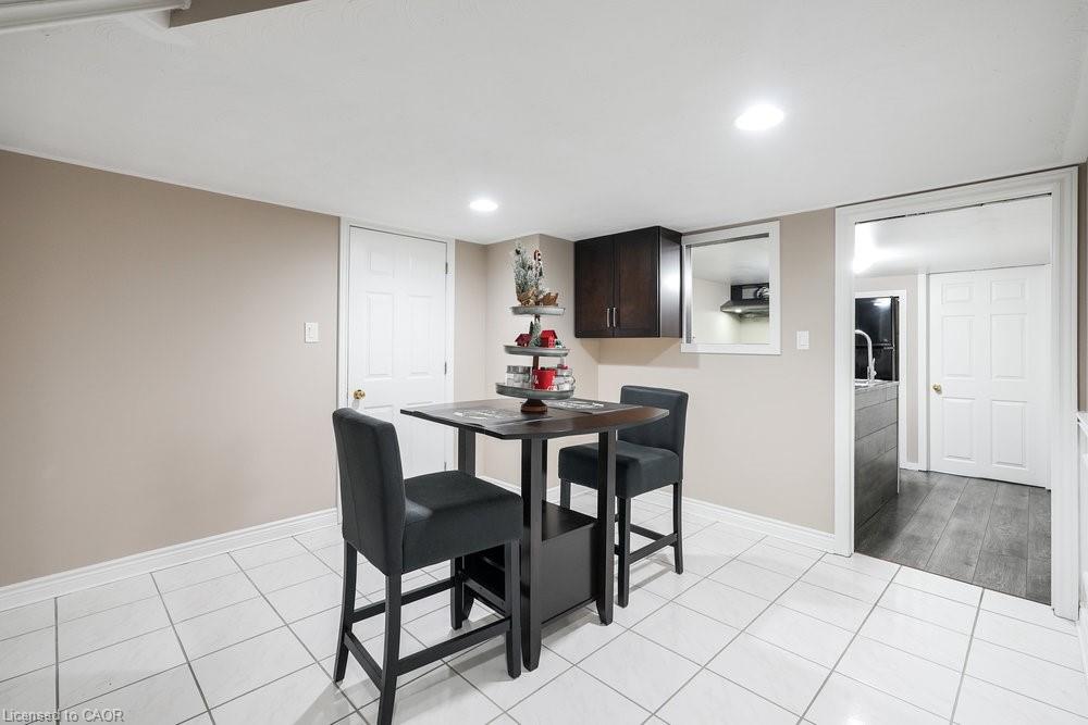 2658 Guyatt Road Property Photo 33