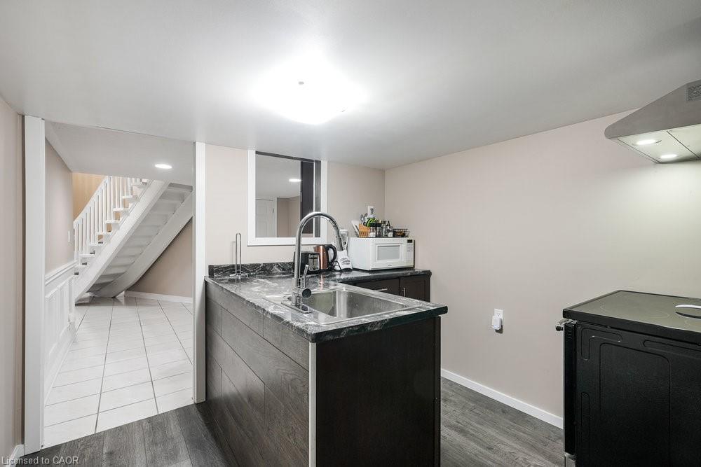 2658 Guyatt Road Property Photo 35