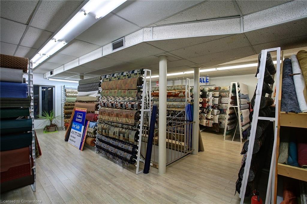 285 Ottawa Street N Property Photo 20