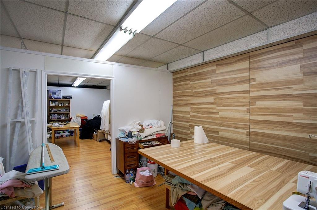 285 Ottawa Street N Property Photo 23