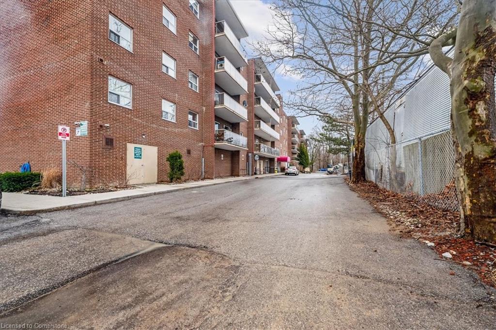107-793 Colborne Street Property Photo 2