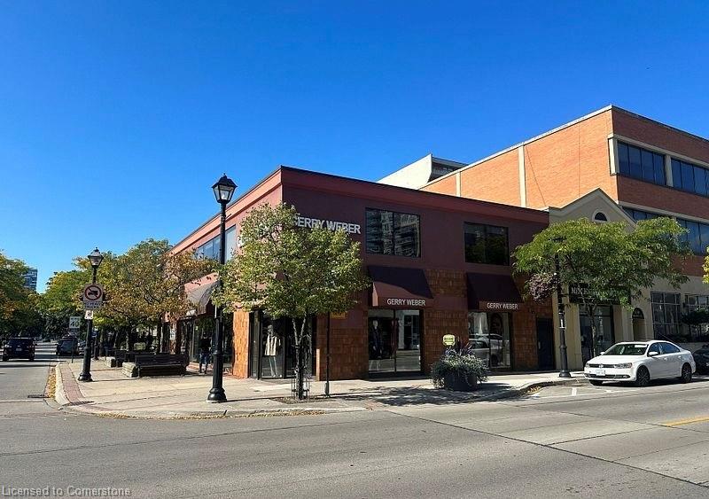 204-442 Brant Street Property Photo 1