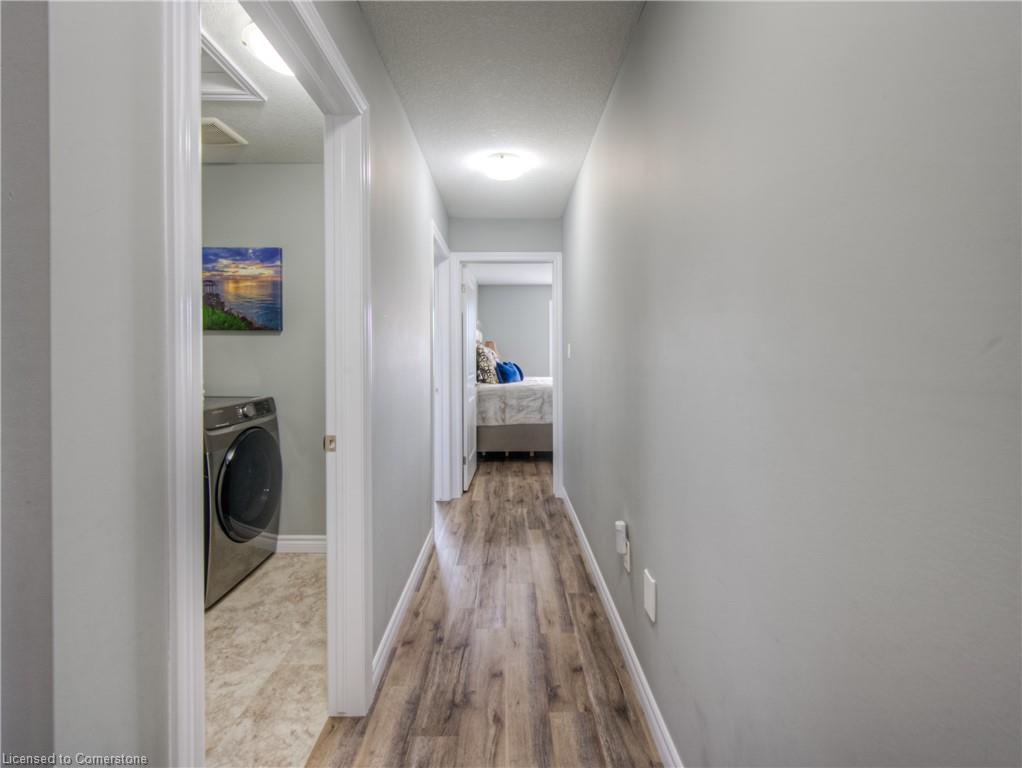 741 Hollinger Avenue Property Photo 24