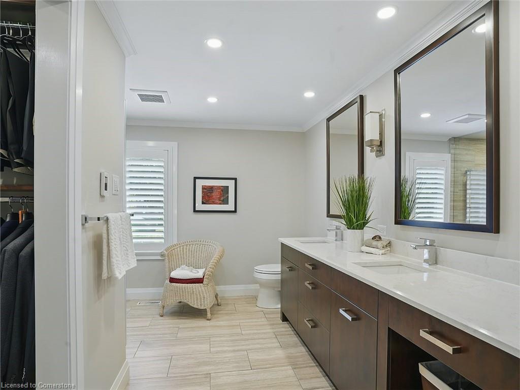 402 Barclay Crescent Property Photo 37