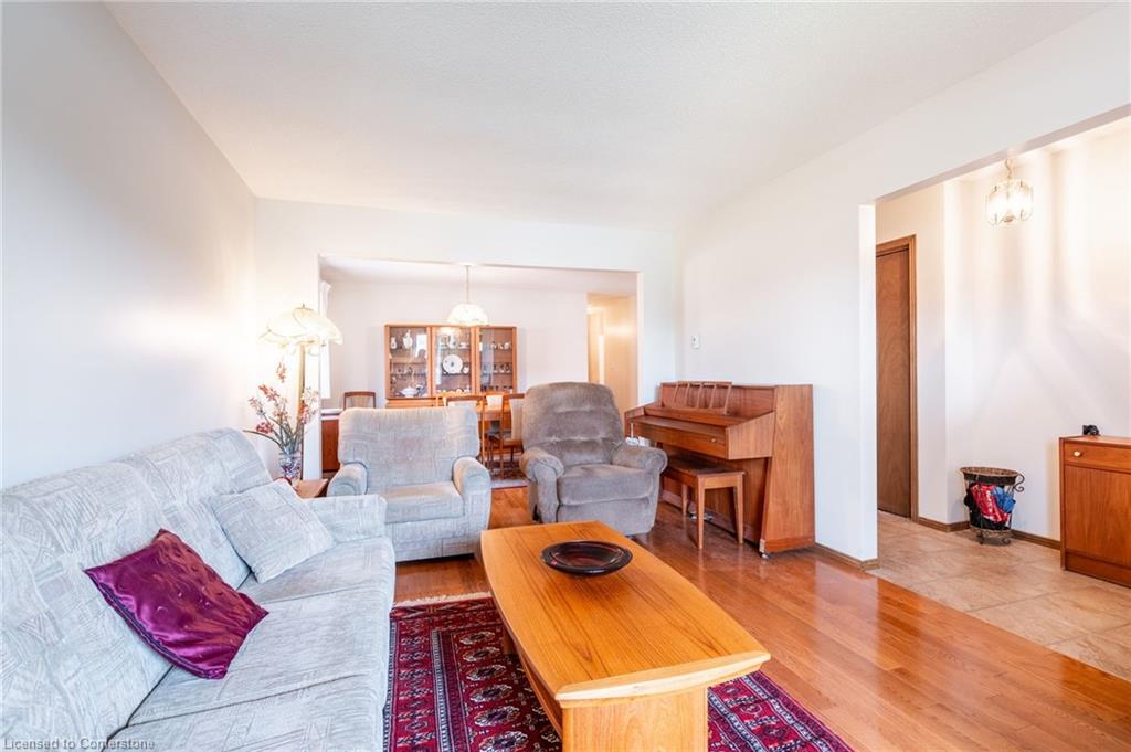 43 Trenholme Crescent Property Photo 15