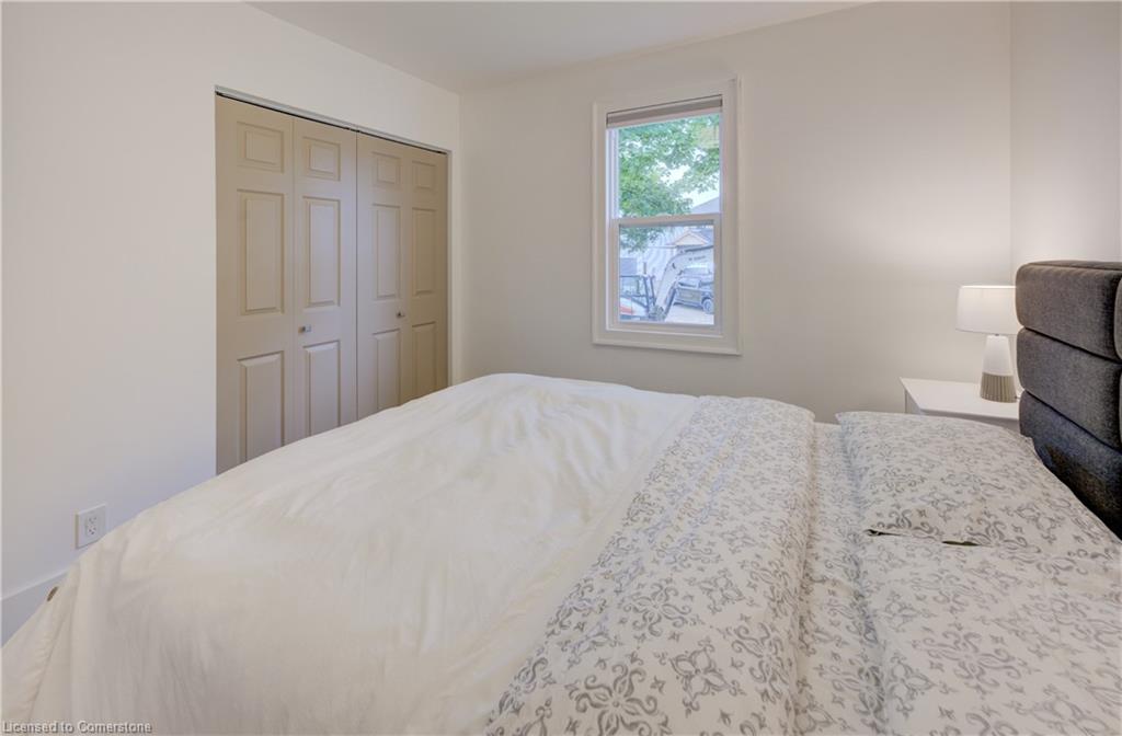 411 Powell Street Property Photo 20