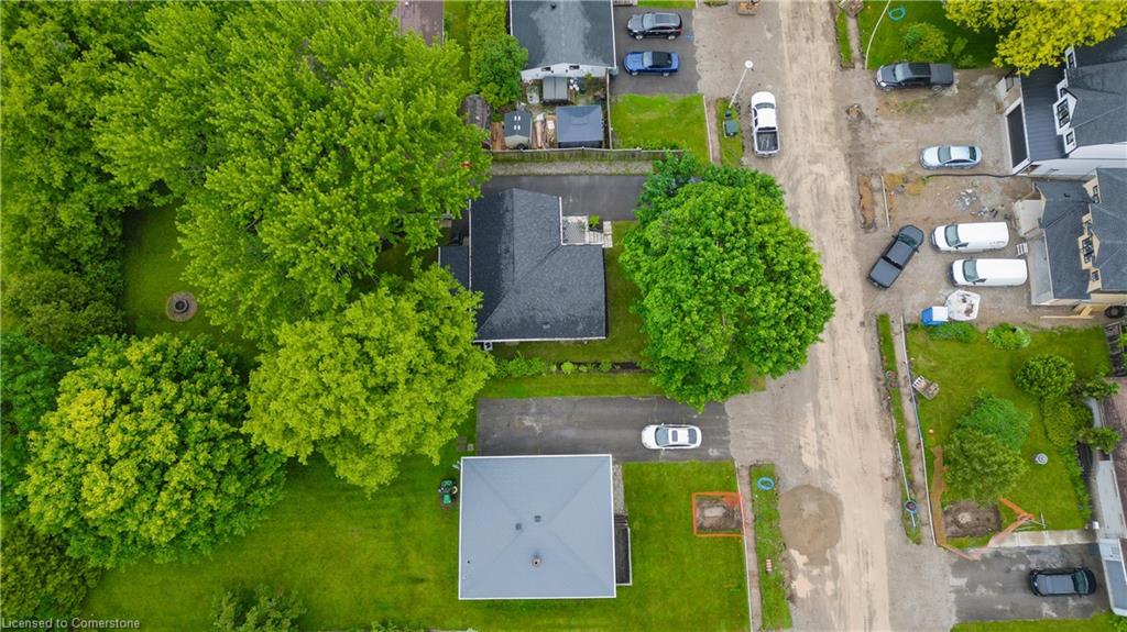 411 Powell Street Property Photo 40