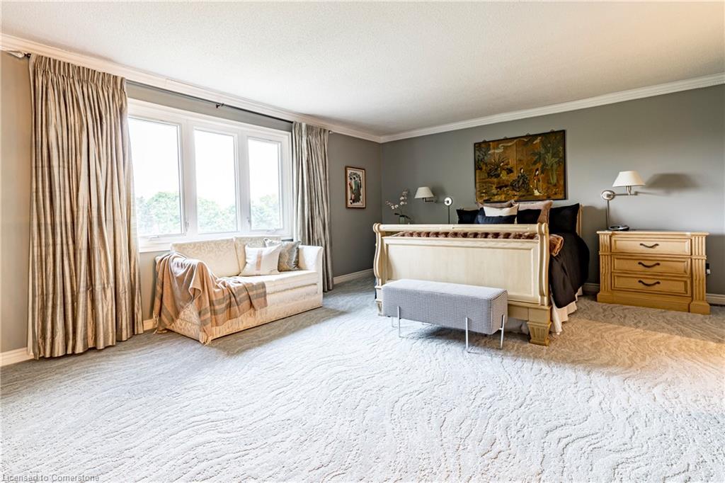 2010 Parklane Crescent Property Photo 16
