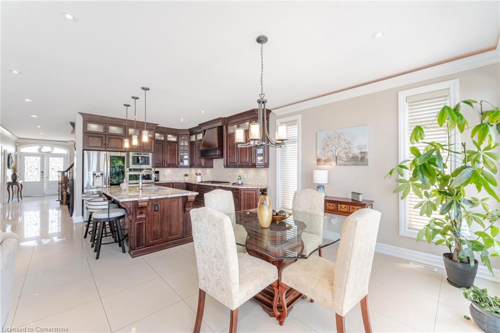 64 Seabreeze Crescent Property Photo 16