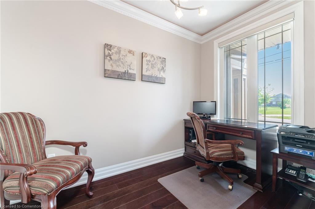 64 Seabreeze Crescent Property Photo 25