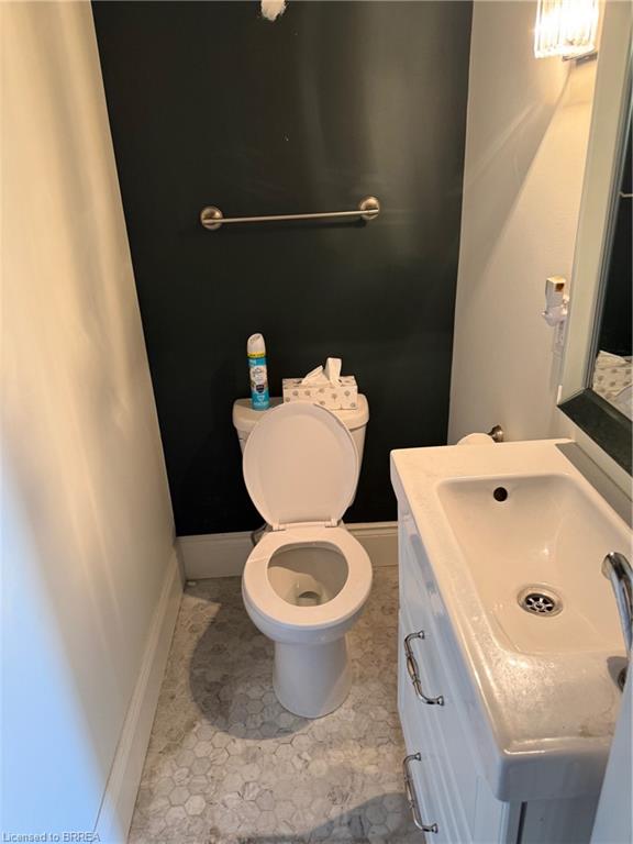 167 Brant Avenue Property Photo 4
