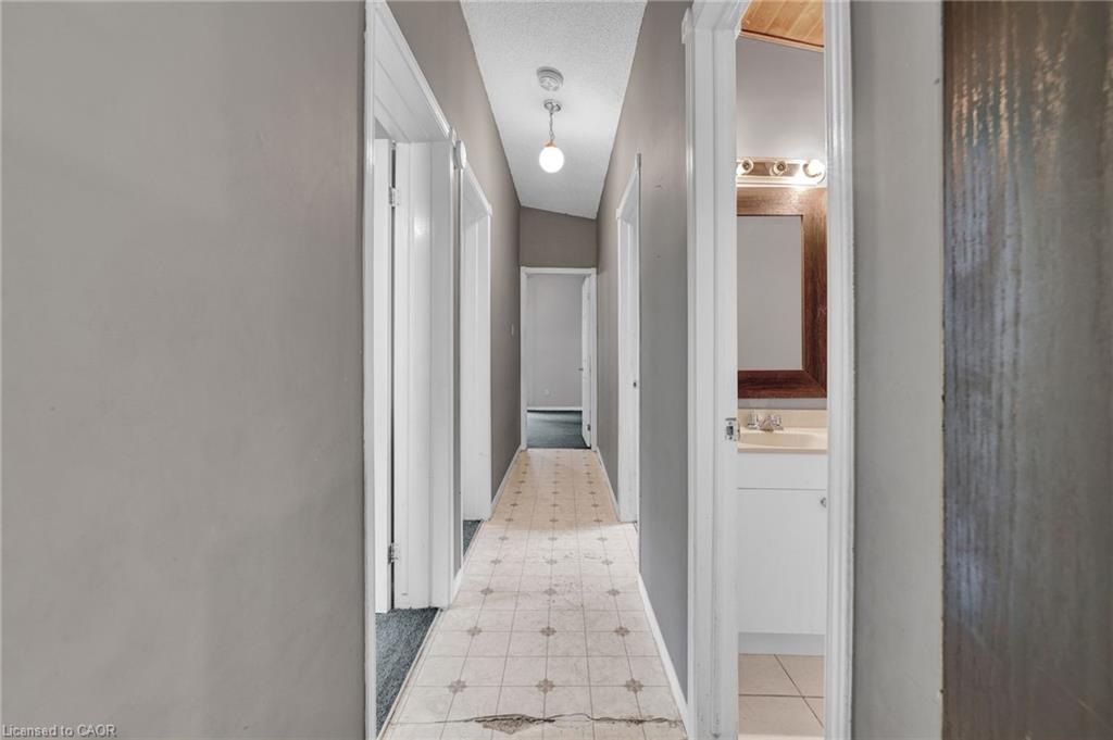 176 Raglan Street Property Photo 24