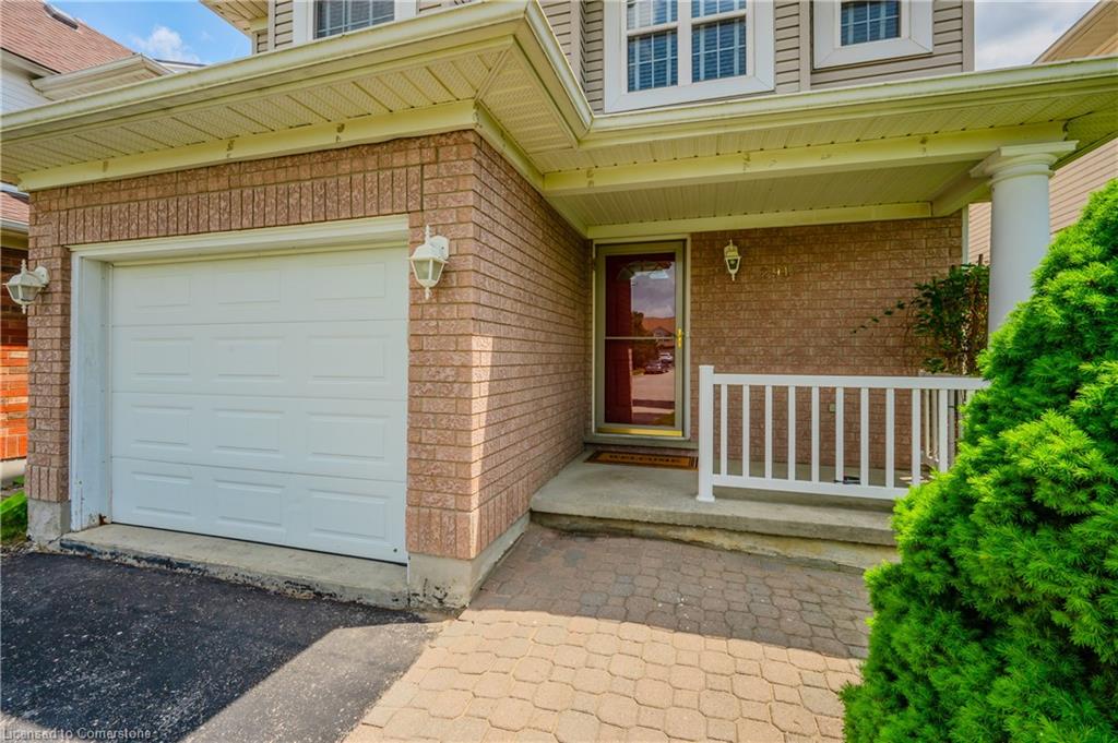 291 Pineland Place Property Photo 4