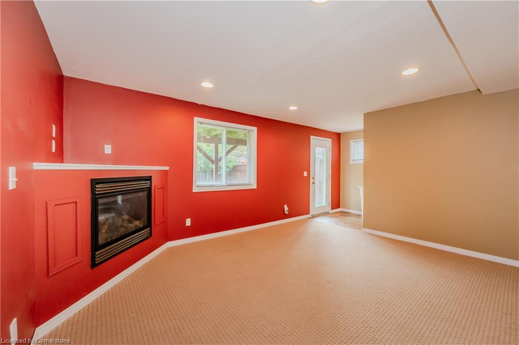 291 Pineland Place Property Photo 30