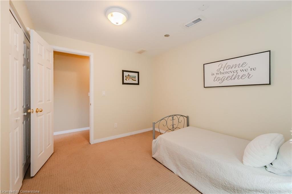 291 Pineland Place Property Photo 33