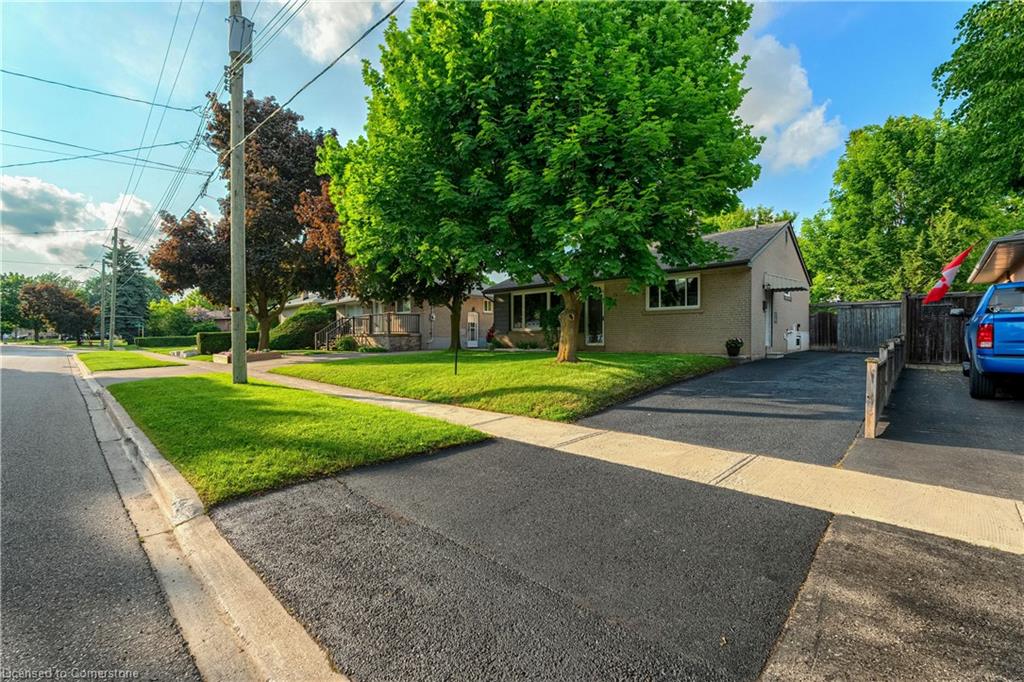 18 Weber Drive Property Photo 4