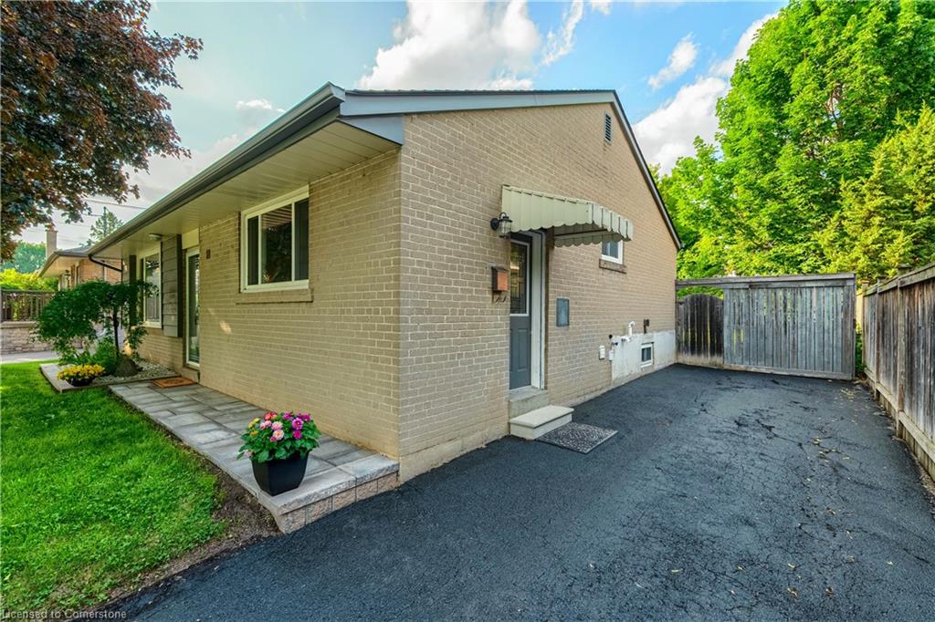 18 Weber Drive Property Photo 6