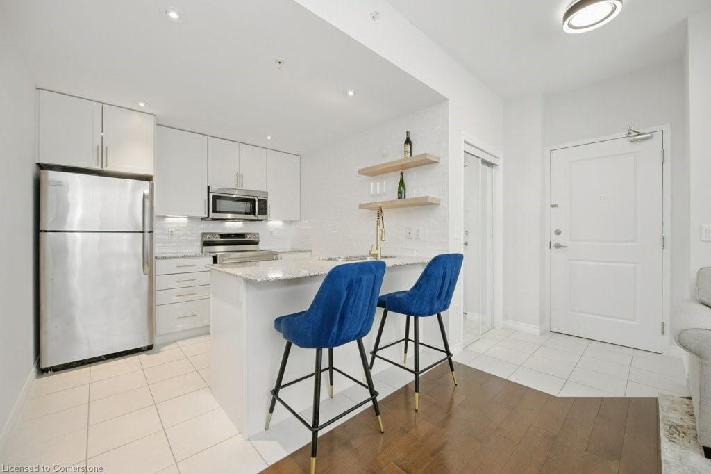 401-427 Aberdeen Avenue Property Photo 10