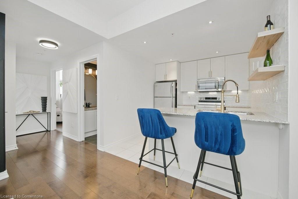 401-427 Aberdeen Avenue Property Photo 11