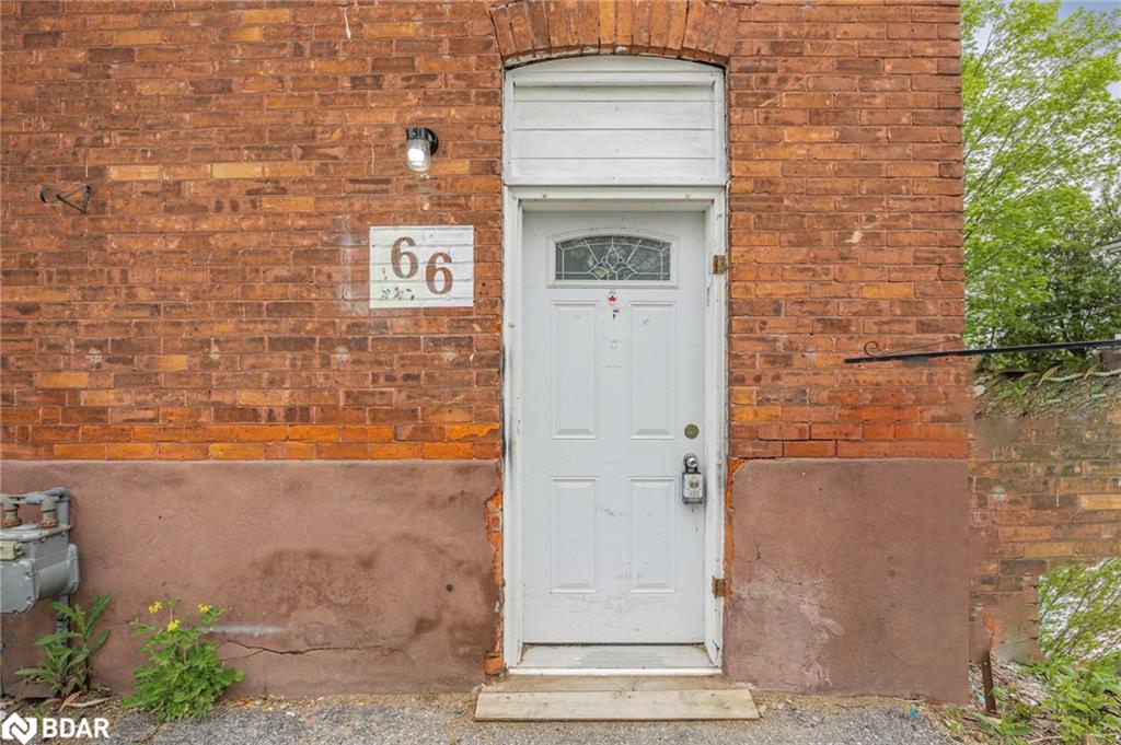 66 Matchedash Street S Property Photo 2
