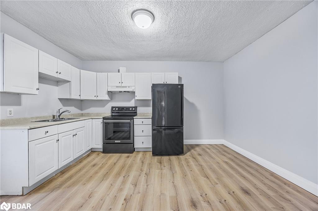 66 Matchedash Street S Property Photo 6