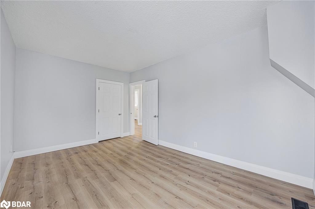 66 Matchedash Street S Property Photo 17