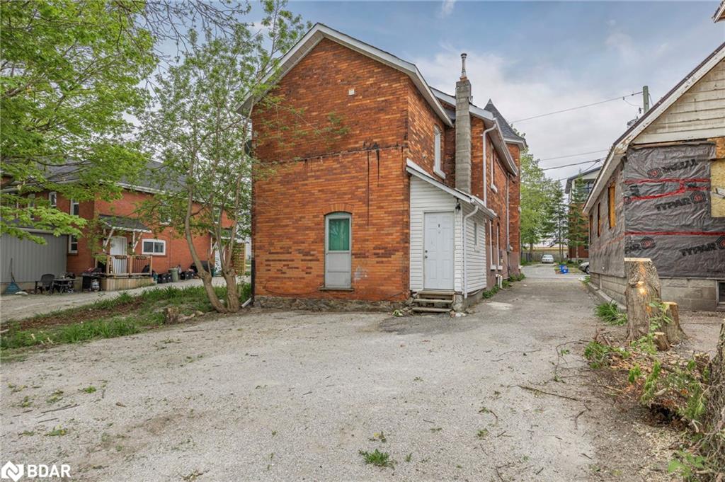 66 Matchedash Street S Property Photo 38
