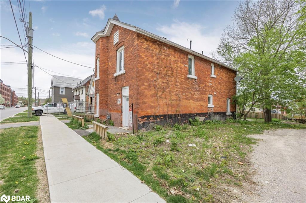 66 Matchedash Street S Property Photo 39