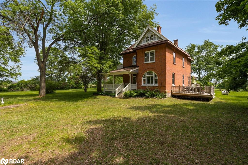 1407 Flos 8 Road W Property Photo 2