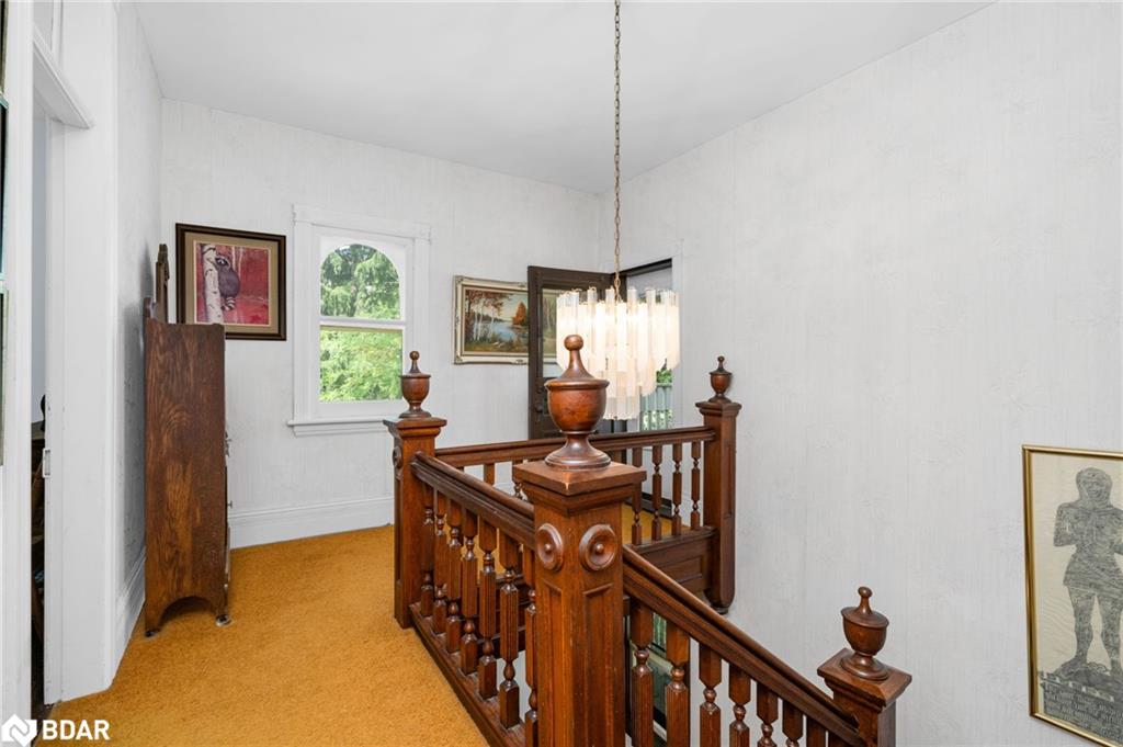 1407 Flos 8 Road W Property Photo 21