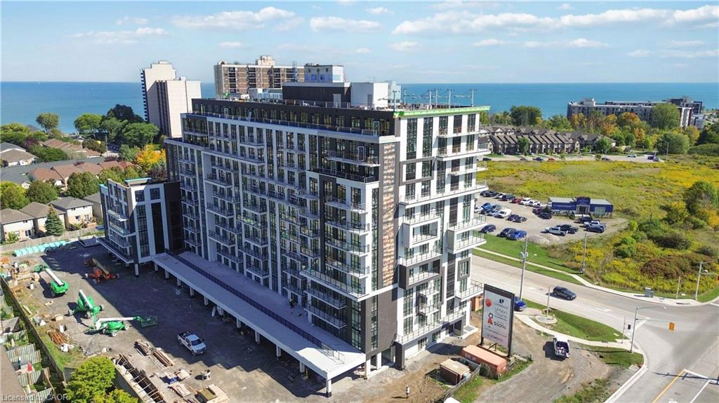 523-461 Green Road Property Photo 1