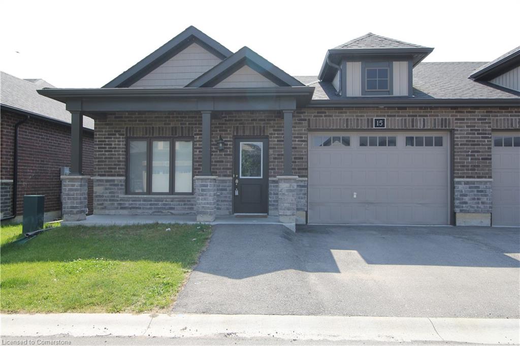 15 Meadowhawk Lane Property Photo 1