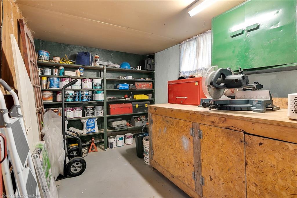 11 Spadina Road E Property Photo 29