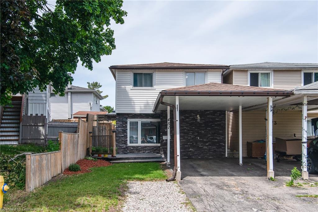 451 Pinetree Crescent Property Photo 3
