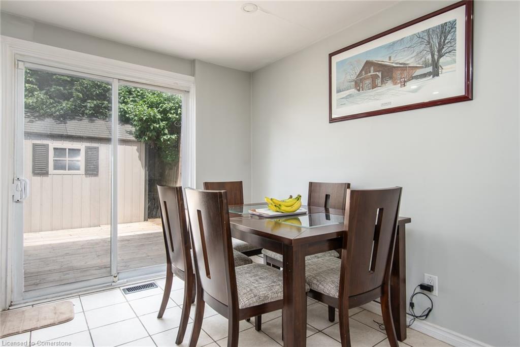 451 Pinetree Crescent Property Photo 31