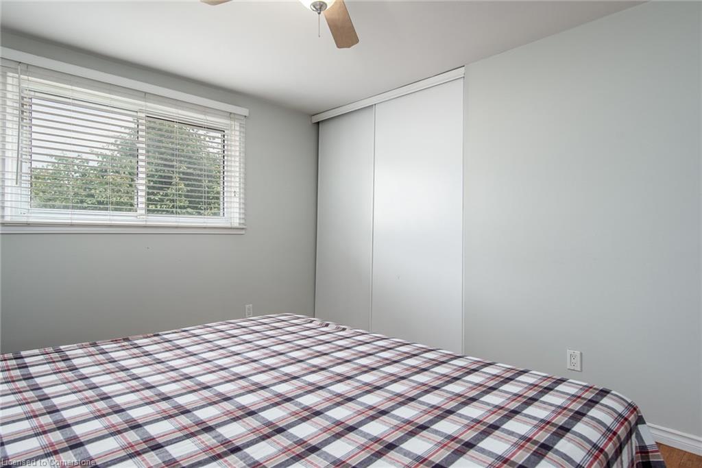 451 Pinetree Crescent Property Photo 33