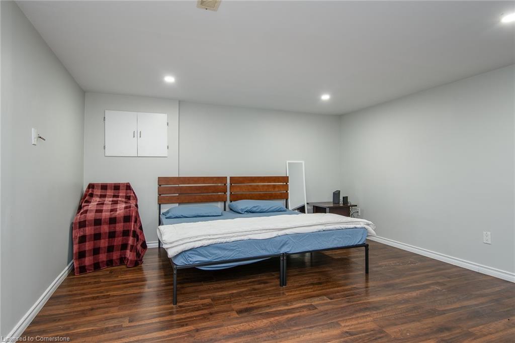 451 Pinetree Crescent Property Photo 41