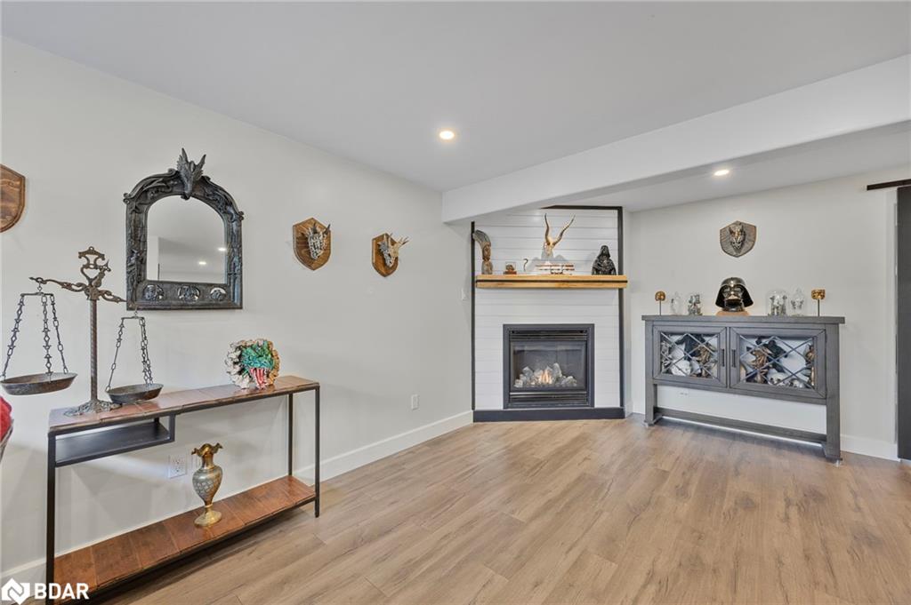 171 Steel Street Property Photo 30
